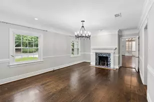 585 Idlewood Dr, Sandy Springs, GA 30327 - Photo 16