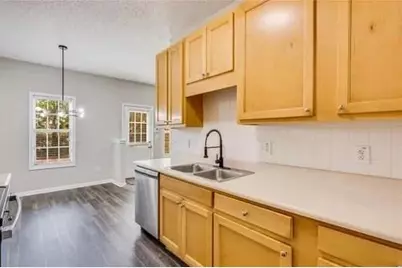 762 Commerce Boulevard, Riverdale, GA 30296 - Photo 6