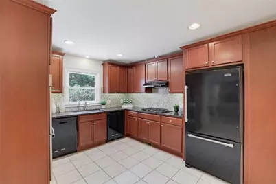 535 Franklin Road NE, Sandy Springs, GA 30342 - Photo 8