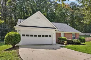 7512 Deer Creek Dr, Union City, GA 30291 - Photo 2