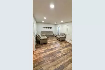 230 Peachtree Hollow Court, Atlanta, GA 30328 - Photo 2