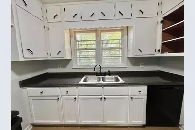 4403 Lincoln Jones Road, Ellenwood, GA 30294 - Photo 10