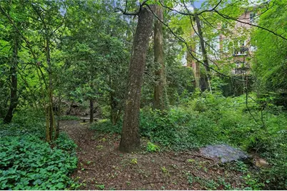 3648 Kingsboro Road NE, Atlanta, GA 30319 - Photo 8