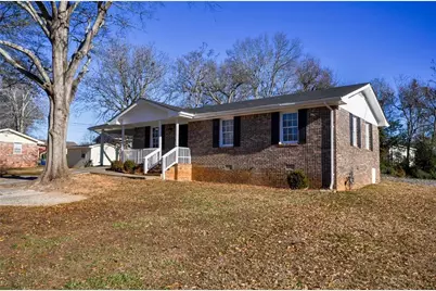 200 Capitol Avenue, Winder, GA 30680 - Photo 2