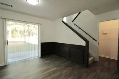 9515 Lakeview Road, Union City, GA 30291 - Photo 8