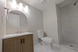 1377 Pine Ave, Atlanta, GA 30344 - Photo 18