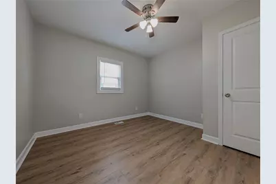 1377 Pine Avenue, Atlanta, GA 30344 - Photo 14