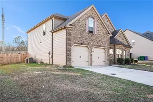 2495 Brittany Park Ln, Ellenwood, GA 30294 - Photo 2