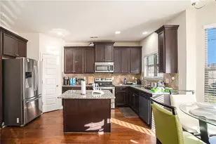 2495 Brittany Park Ln, Ellenwood, GA 30294 - Photo 4