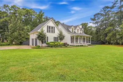 1025 Crown Corners Drive, McDonough, GA 30253 - Photo 2