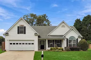 3338 Woodtree Ln, Buford, GA 30519 - Photo 1