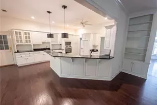 2109 Cumberland Ln, Albany, GA 31721 - Photo 10