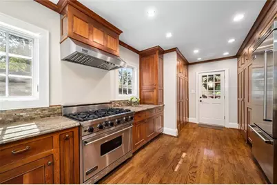 2692 Osborne Road NE, Brookhaven, GA 30319 - Photo 18
