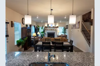 6960 Newcastle Circle, Fairburn, GA 30213 - Photo 6