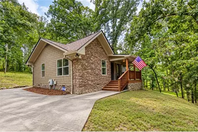 7615 Whitmire Road, Cumming, GA 30028 - Photo 2