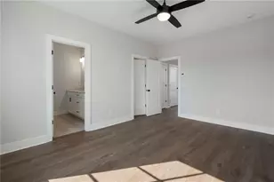 990 Bibbs Circle, Atlanta, GA 30318 - Photo 22