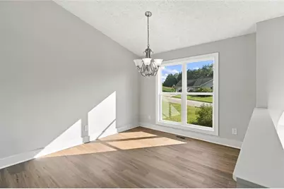 6035 Daffodil Drive, Flowery Branch, GA 30542 - Photo 4