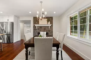 6054 Dogwood Cir, Buford, GA 30518 - Photo 8