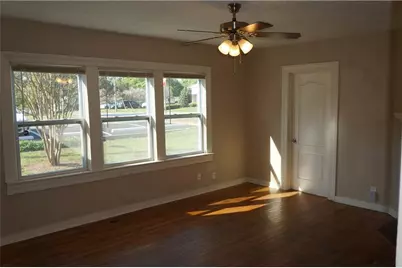 583 Colonial Circle SE, Marietta, GA 30060 - Photo 4