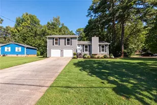 1119 Blazing Ridge, Lawrenceville, GA 30046 - Photo 2