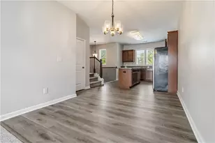 345 Sand Bay Dr SW, South Fulton, GA 30331 - Photo 10