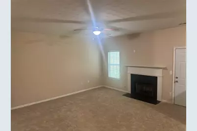 3229 Diamond Bluff, Union City, GA 30291 - Photo 8
