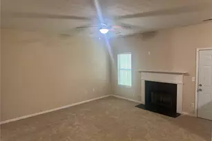 3229 Diamond Blf, Union City, GA 30291 - Photo 8