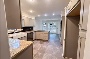 305 Old Tree Trce, Roswell, GA 30075 - Photo 6