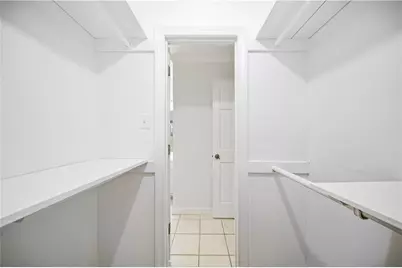 305 Old Tree Trace, Roswell, GA 30075 - Photo 18