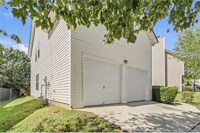2571 S Hills, Riverdale, GA 30296 - Photo 2