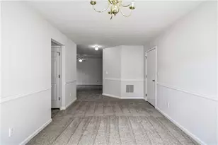2571 S Hills, Riverdale, GA 30296 - Photo 12