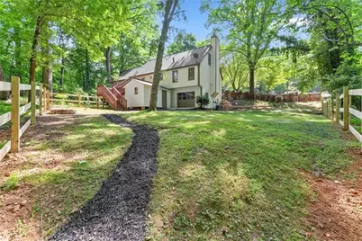 1476 W Lake Drive, Gainesville, GA 30501 - Photo 48