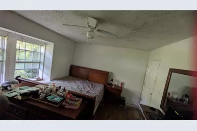 2042 Arlington Circle NW, Atlanta, GA 30318 - Photo 8