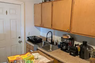 2042 Arlington Cir NW, Atlanta, GA 30318 - Photo 12