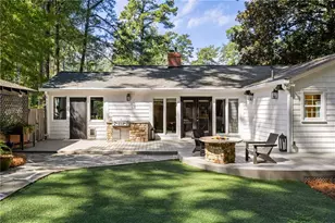 3177 Towerview Dr NE, Atlanta, GA 30324 - Photo 28