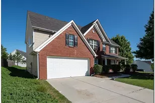 3832 Roxberry Hill Ln, Buford, GA 30518 - Photo 2