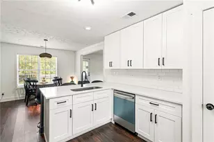 2586 Abbotts Glen Dr NW, Acworth, GA 30101 - Photo 4