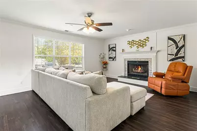 2586 Abbotts Glen Drive NW, Acworth, GA 30101 - Photo 8