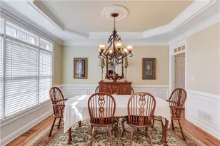 4121 Holcomb Creek Dr, Buford, GA 30519 - Photo 8