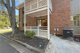 475 Mount Vernon Hwy NE, Sandy Springs, GA 30328 - Photo 12