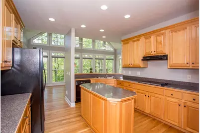 31 Rocky Circle NE, White, GA 30184 - Photo 6