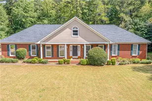 560 Saddle Crest Dr, Roswell, GA 30075 - Photo 1