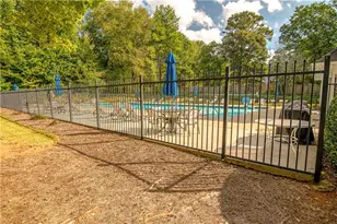 560 Saddle Crest Dr, Roswell, GA 30075 - Photo 48