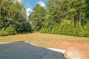560 Saddle Crest Dr, Roswell, GA 30075 - Photo 40