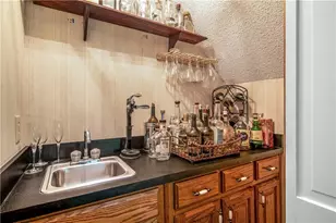 560 Saddle Crest Dr, Roswell, GA 30075 - Photo 18