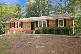 10200 Top Tree Ct, Jonesboro, GA 30238 - Photo 2