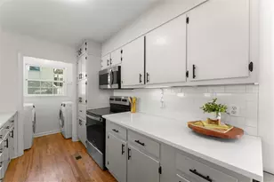 1083 Amelia Dr, Marietta, GA 30060 - Photo 12