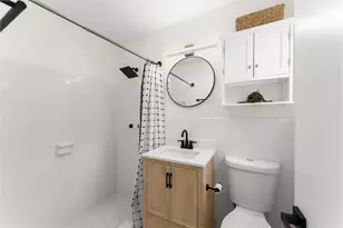 1083 Amelia Dr, Marietta, GA 30060 - Photo 14