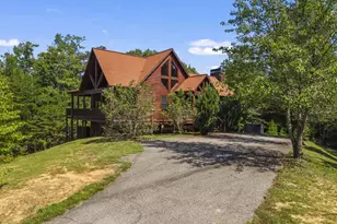 45 Whispering Ln, Blue Ridge, GA 30513 - Photo 2