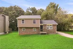 2741 Oxford Dr, Decatur, GA 30034 - Photo 1